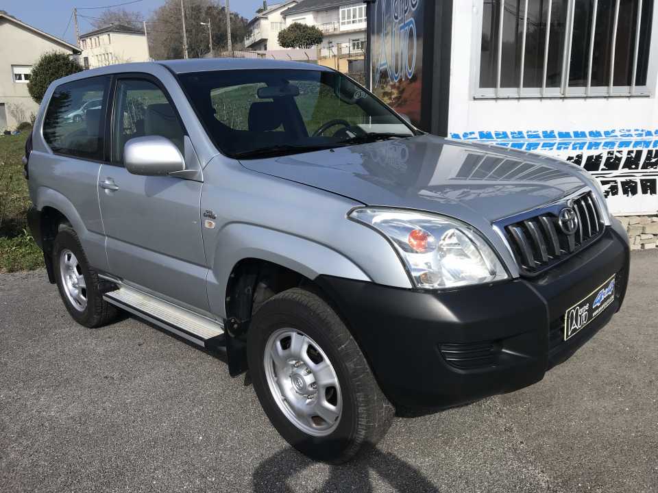 Imagen TOYOTA Land Cruiser 3.0d4d GX CORTO