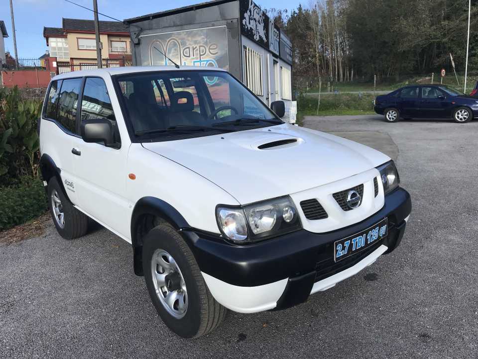 Imagen NISSAN Terrano II 2.7tdi corto