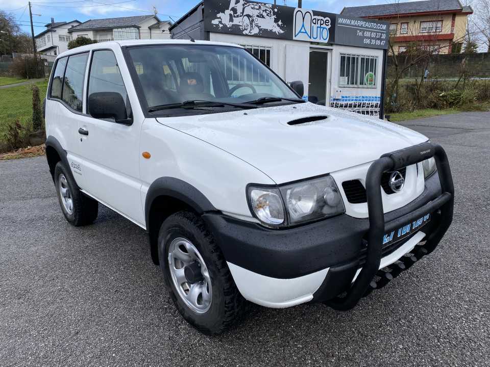 Imagen NISSAN Terrano II 2.7tdi corto
