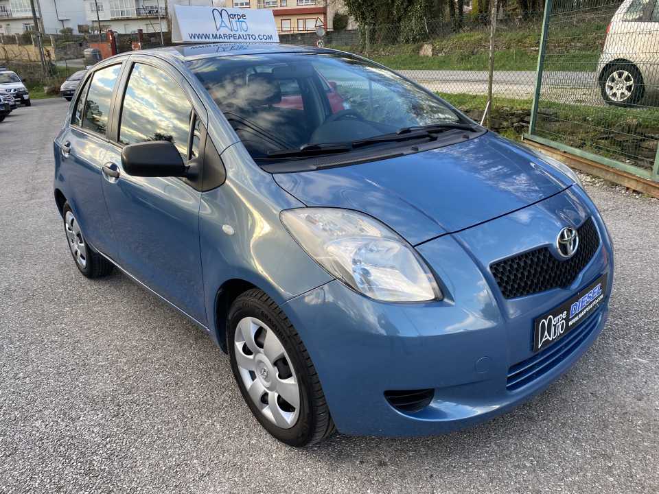 Imagen TOYOTA Yaris 1.4D-4d 5p