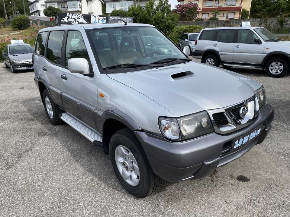 Imagen NISSAN Terrano II 3.0di Luxury 