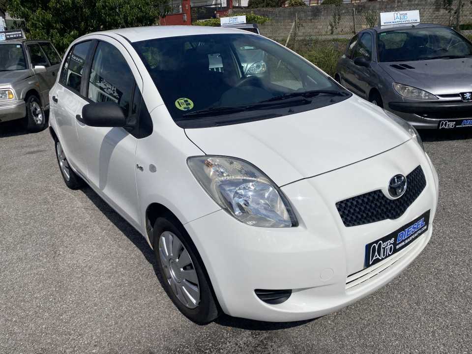Imagen TOYOTA Yaris 1.4D-4d 5p