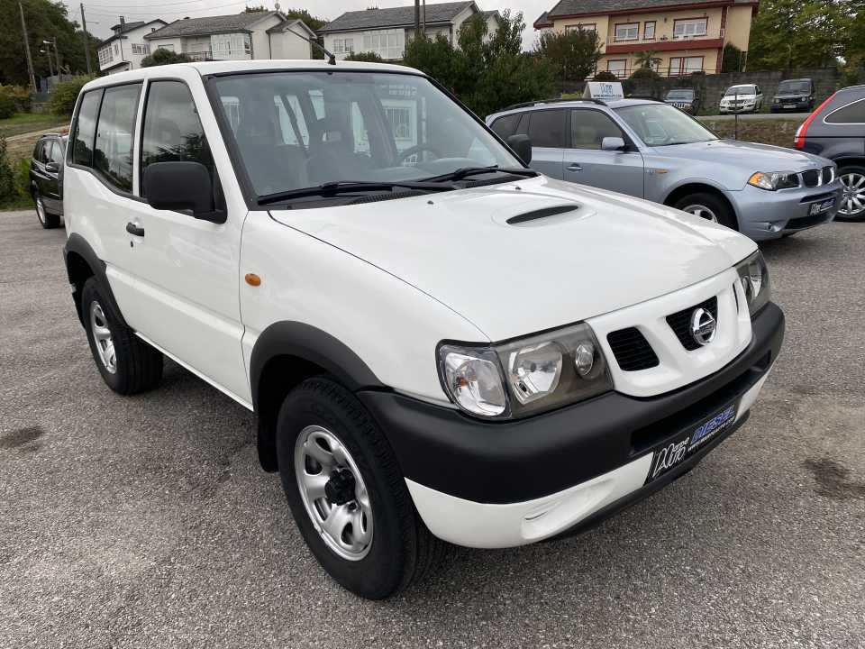 Imagen NISSAN Terrano II 2.7td corto