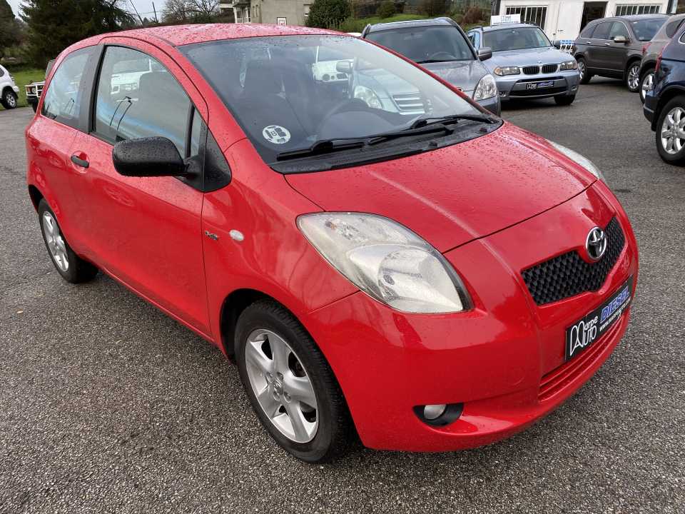 Imagen TOYOTA Yaris 1.4D-4d 3p