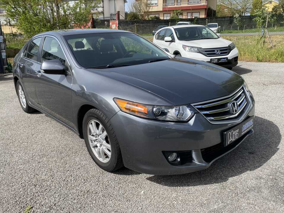 Imagen HONDA Accord 2.2idtec 4p