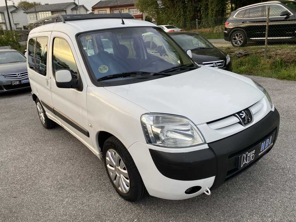 Imagen PEUGEOT Partner 2.0hdi mixta 