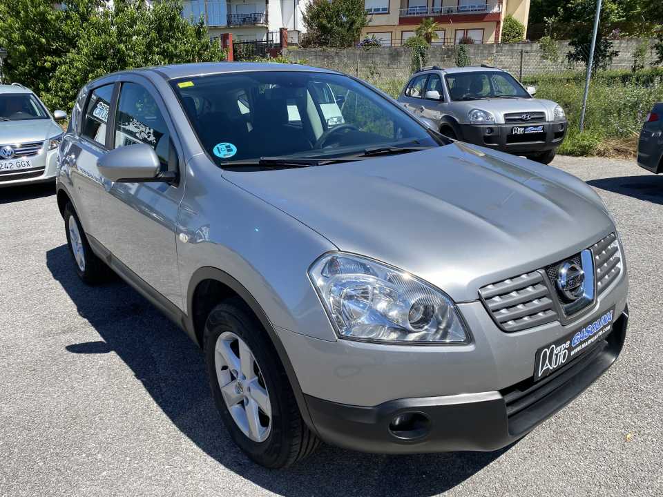 Imagen NISSAN QASHQAI 2.0i corto