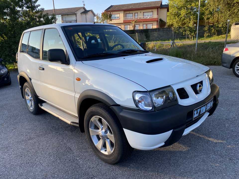 Imagen NISSAN Terrano II 2.7tdi sport